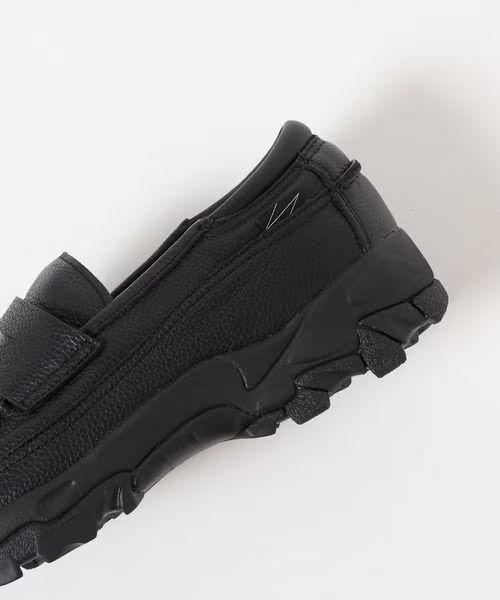 SUICOKE × monkey time 2026 AW 別注 “レザー ローファー & シュリンク レザー デッキ”が8/20 発売 (スイコック モンキータイム)