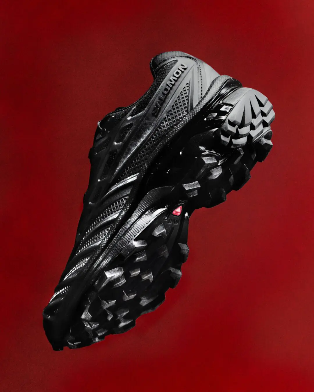 【2026年 9/2 発売予定】Salomon XT-EVO “Black/Fiery Red/Alloy” (サロモン) [L45404200/L49177900/L45419100]