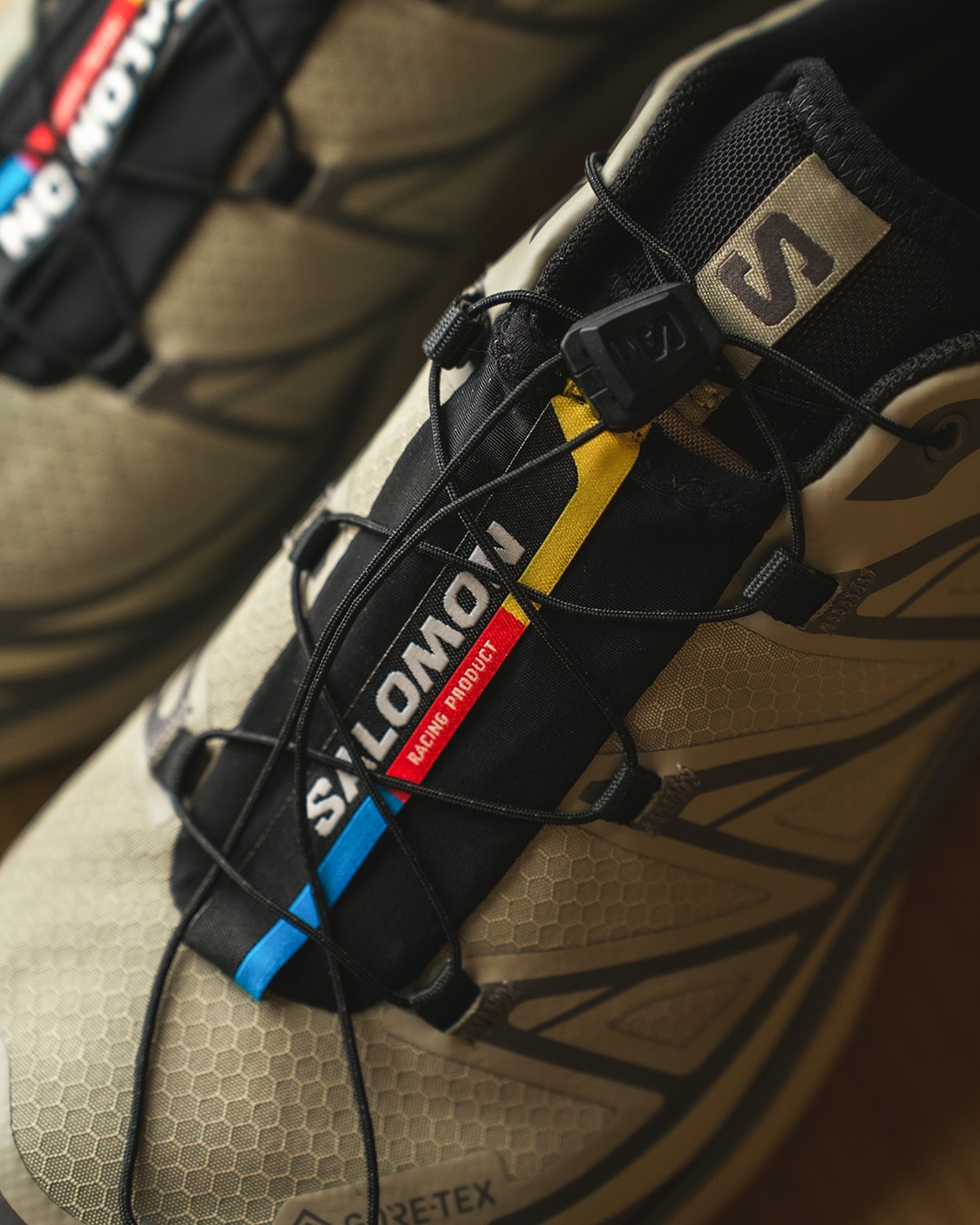 【2026年 9/4 発売】Salomon XT-6 GTX “White Pepper/Silver Sage/Dark Gull Gray” (サロモン ゴアテックス GORE-TEX) [L49215100]