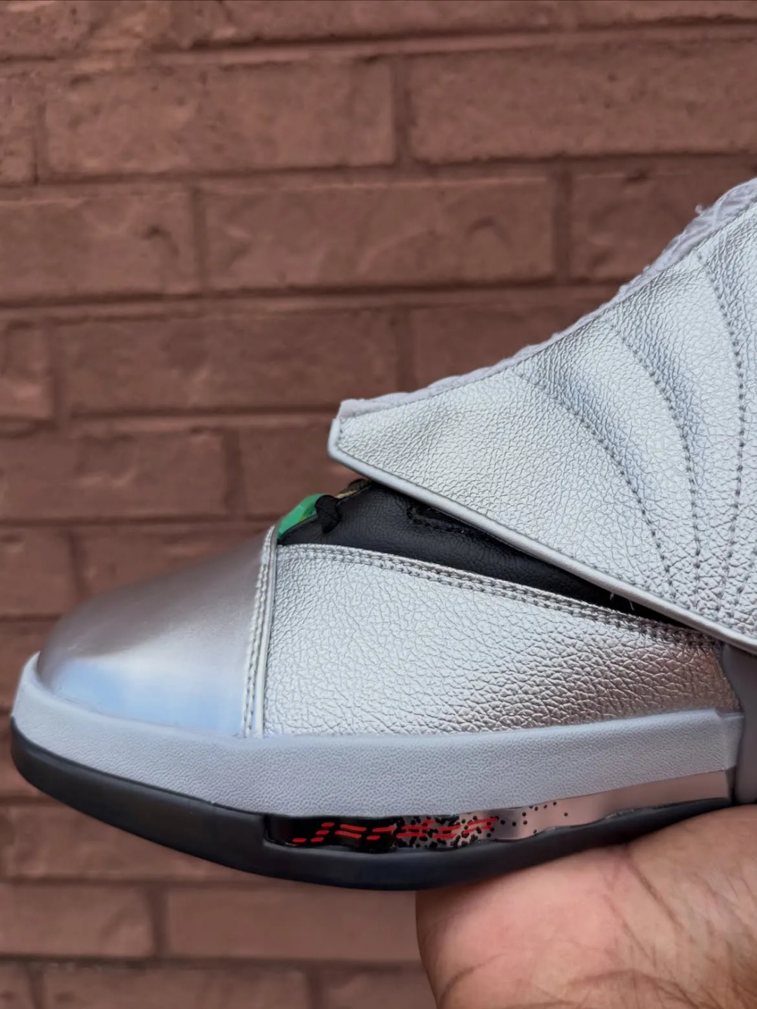 【2026年 8/15 発売】Free the Youth x NIKE AIR JORDAN 16 SP (フリーザユース ナイキ エア ジョーダン FTY) [IV7638-001]