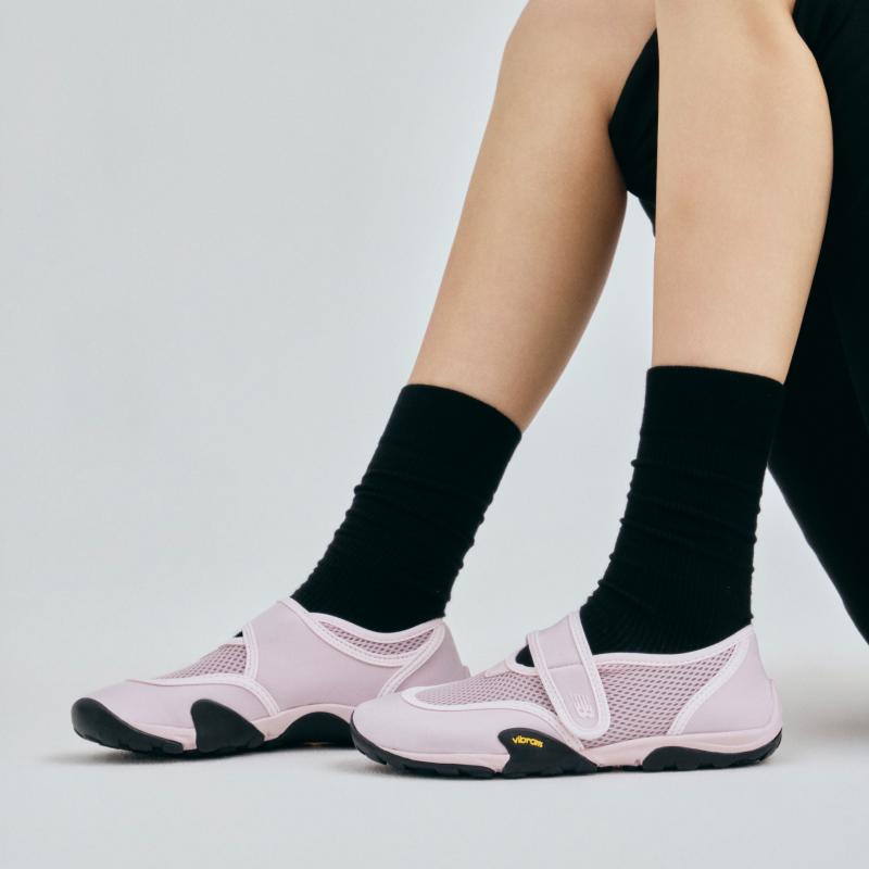 【atmos pink exclusive・2026年 8/14 発売】New Balance MT2 50L/6IO (アトモスピンク ニューバランス) [MT250L/MT26IO]