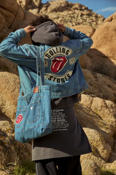 GUESS JEANS × THE ROLLING STONES カプセルコレクションが2026年 9/10 発売 (ゲス ジーンズ ザ・ローリング・ストーンズ)