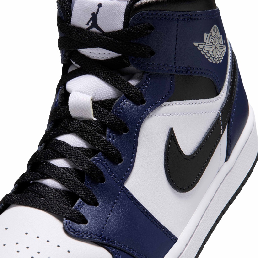 【2026年 9/14 発売】NIKE AIR JORDAN 1 MID “White/College Navy” (ナイキ エア ジョーダン ミッド “ホワイト/カレッジネイビー”) [DQ8426-108]