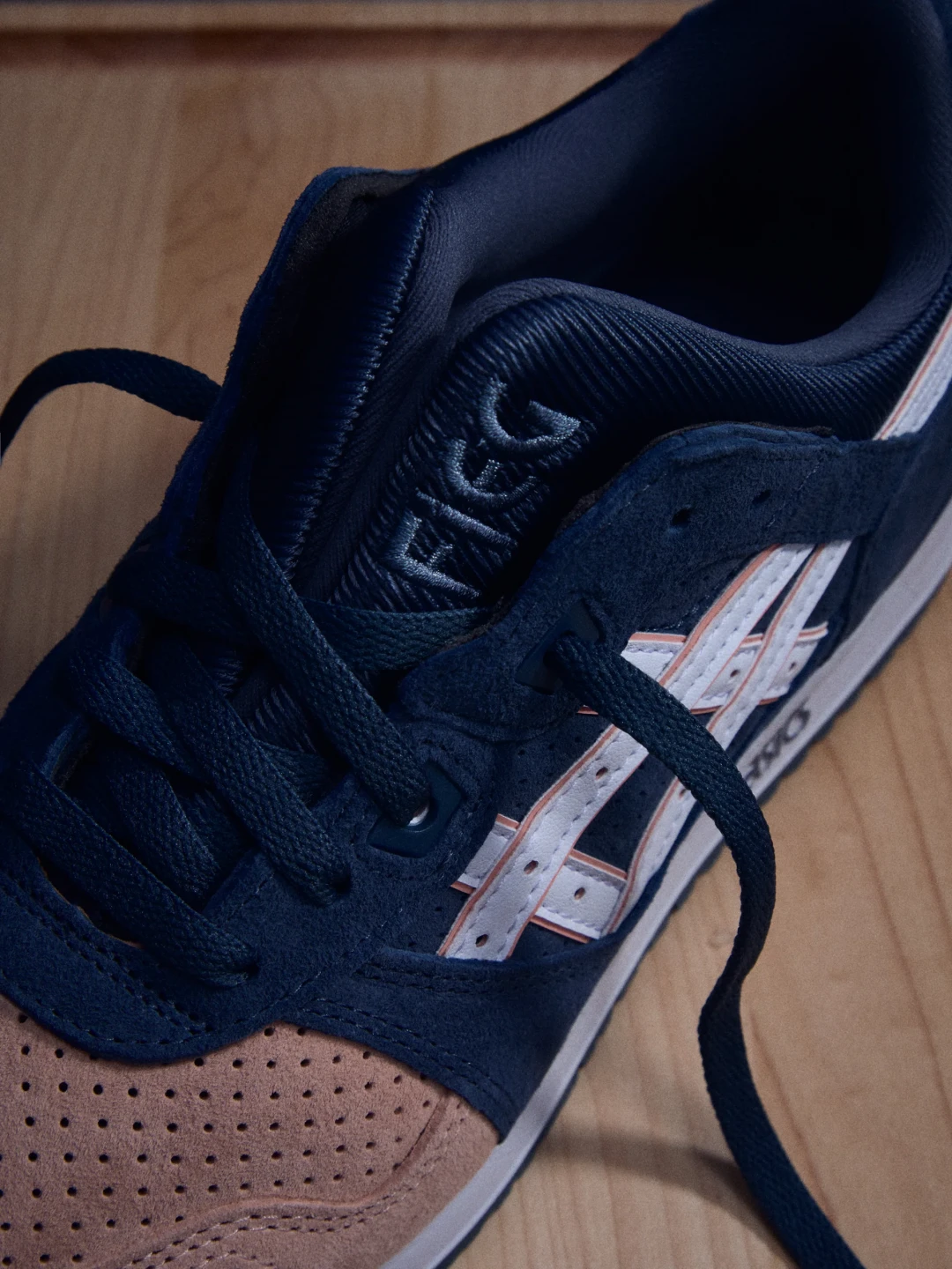 【2026年 9/28 発売】KITH × ASICS GEL-LYTE III Remastered “Salmon Toe” (キス アシックス ゲルライト リマスタード “サーモント トゥ”) [1203B281.700]