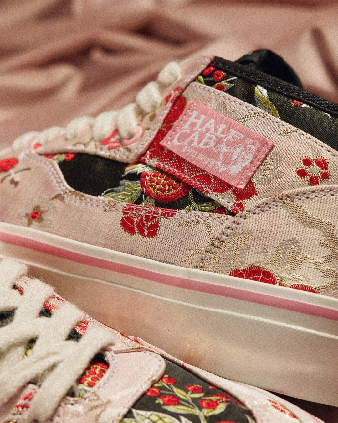 【2026年 9/18 発売】VANS OTW Half Cab 33 Decon Vibram “Floral” (バンズ ハーフキャブ モック ヴィブラム フローラル) [VN00110EBLK/VN00110E448]