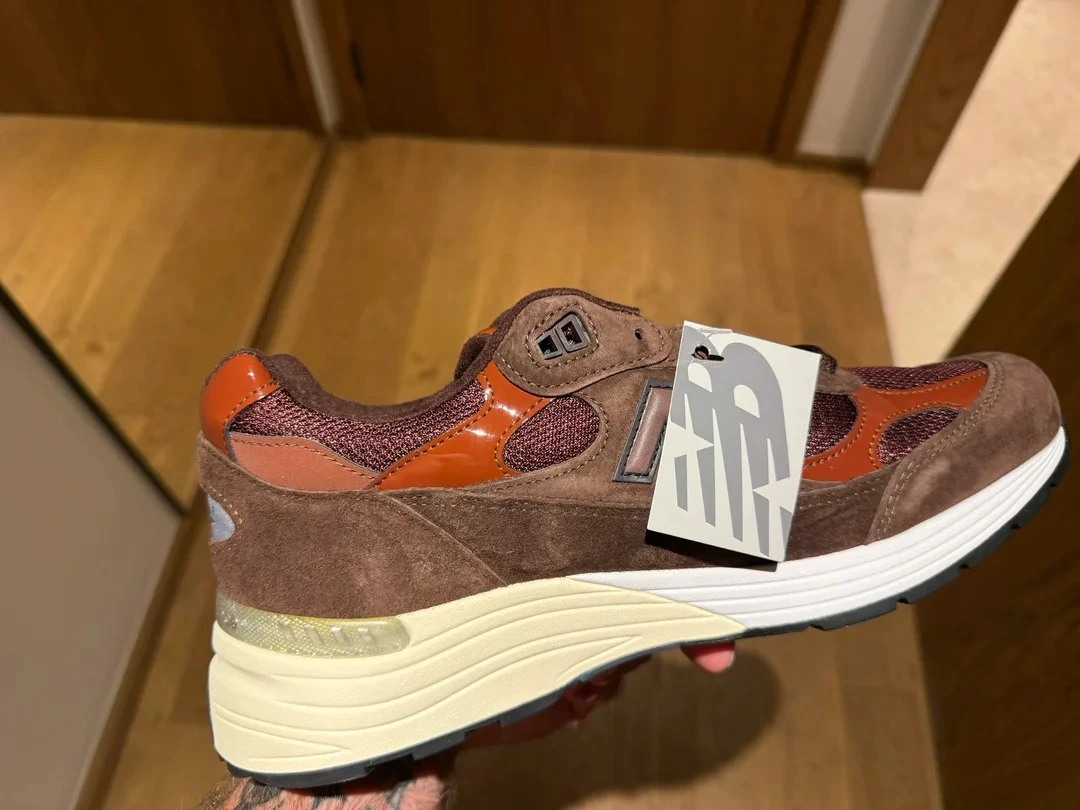 【2026年 10/9 発売】Aminé × New Balance U992 NE “Brown” (アミーネ ニューバランス) [U992NE]