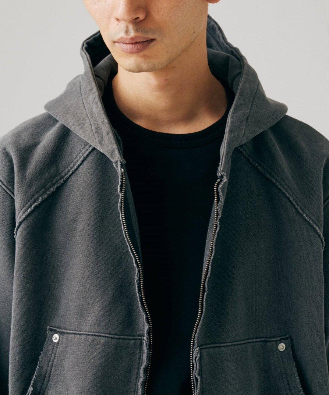 JOURNAL STANDARD 2026 FW “ラウンド スリーブ フーディ”が発売 (ジャーナルスタンダード)