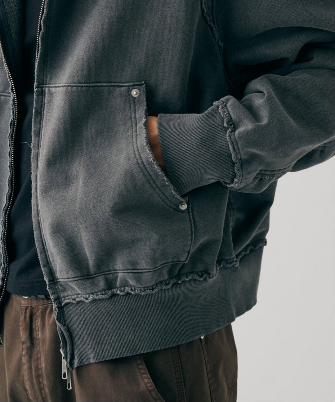 JOURNAL STANDARD 2026 FW “ラウンド スリーブ フーディ”が発売 (ジャーナルスタンダード)