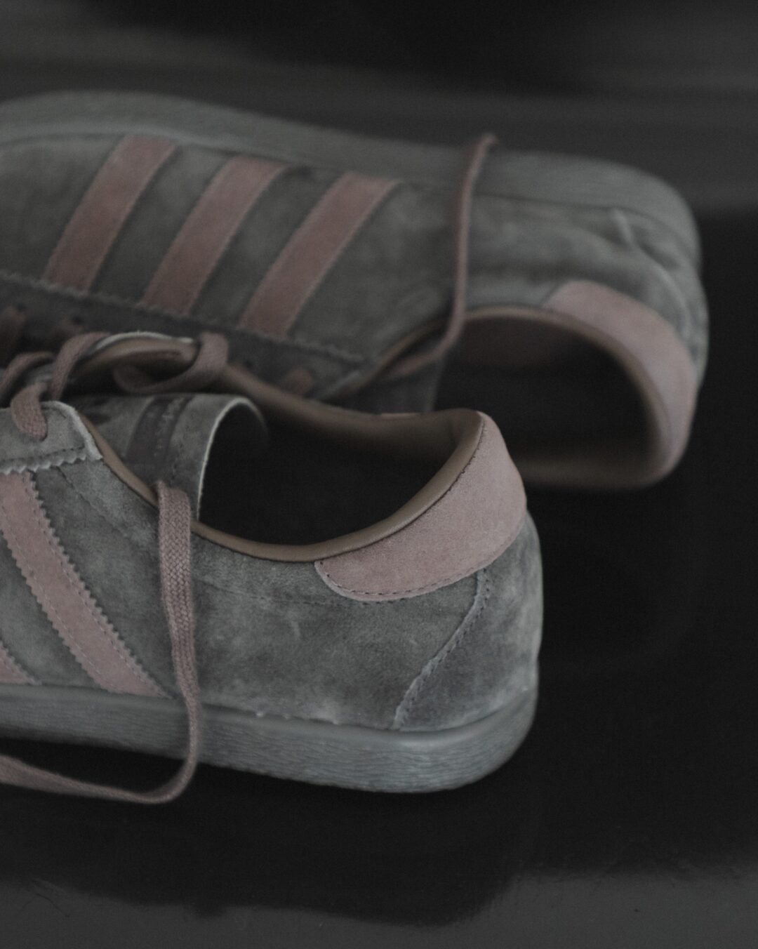 adidas Originals for URBAN RESEARCH TOBACCO 2026 FW “Cinder”が10/23 発売 (アーバンリサーチ アディダス オリジナルス タバコ)