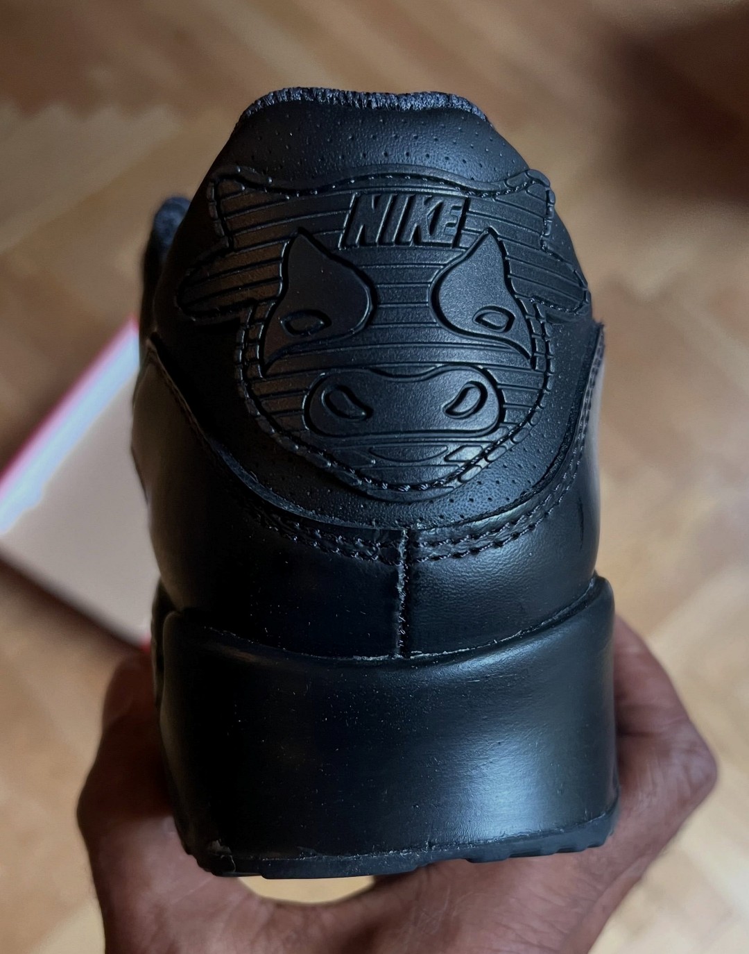 【2026年 9月 発売予定】WAGYU × NIKE AIR MAX 90 “Black” (ワギュウ ナイキ エア マックス “ブラック”) [IR1979-010]