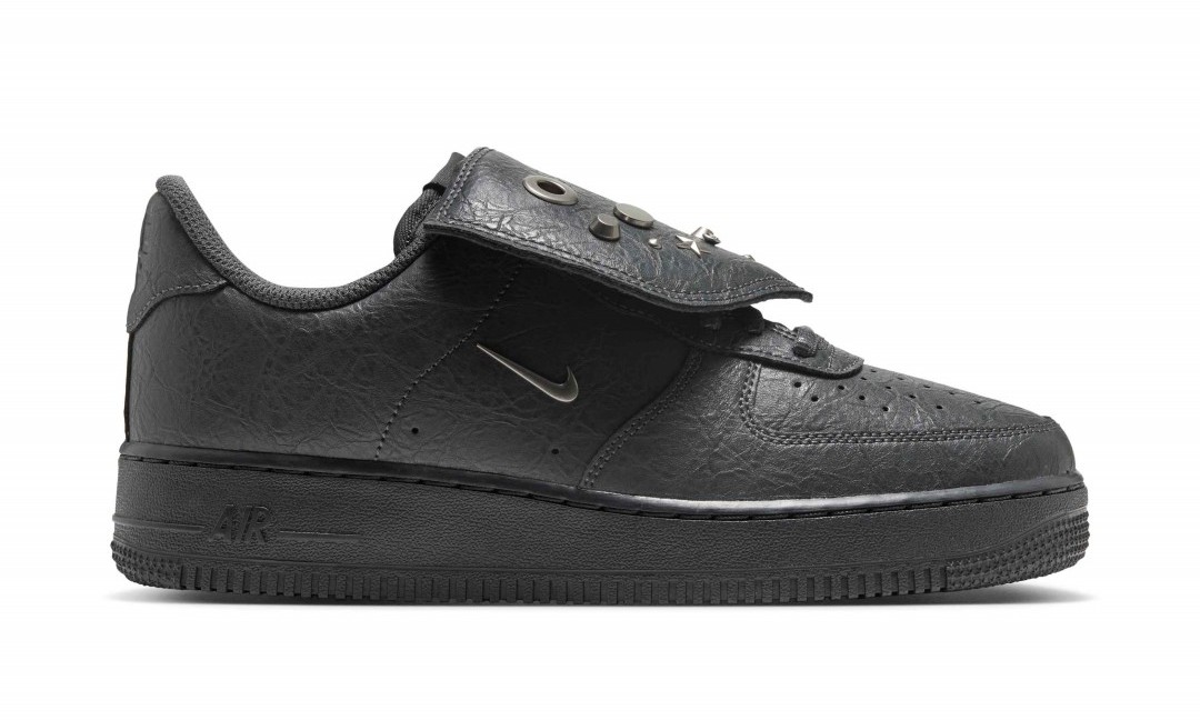 【2026年 10/8 発売予定】NIKE W AIR FORCE 1 07 LOW “Charms/Long Tongue” (ナイキ エア フォース ロー “チャームズ/ロングタン”) [IZ9073-060]