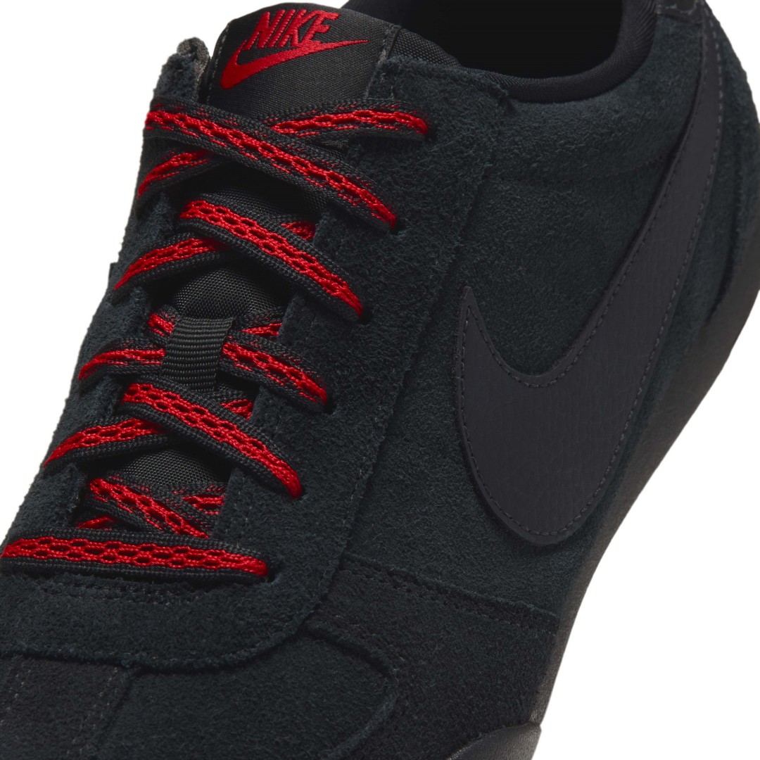 【2026年 9/14 発売】NIKE W SPRINT SISTER “Black/University Red” (ナイキ スプリント シスター “ブラック/ユニバーシティレッド”) [IV2476-001]