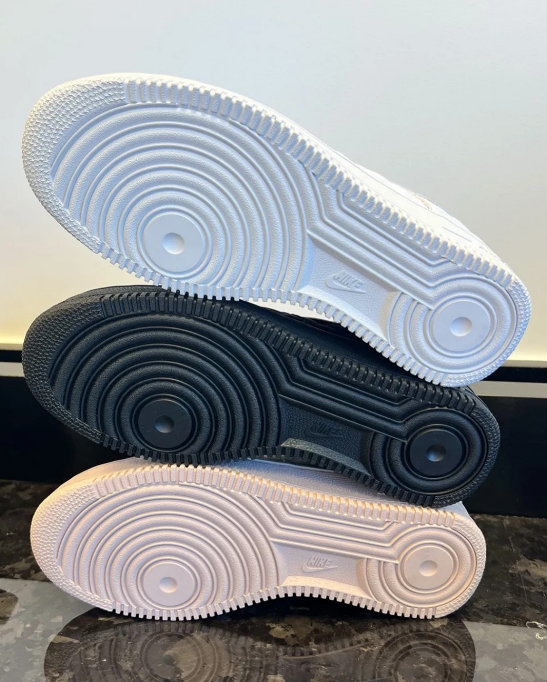 【2027年 発売予定】NIKE AIR FORCE 1 LOW “Quilted/45th Anniversary” (ナイキ エア フォース ロー “キルティング/45周年”)