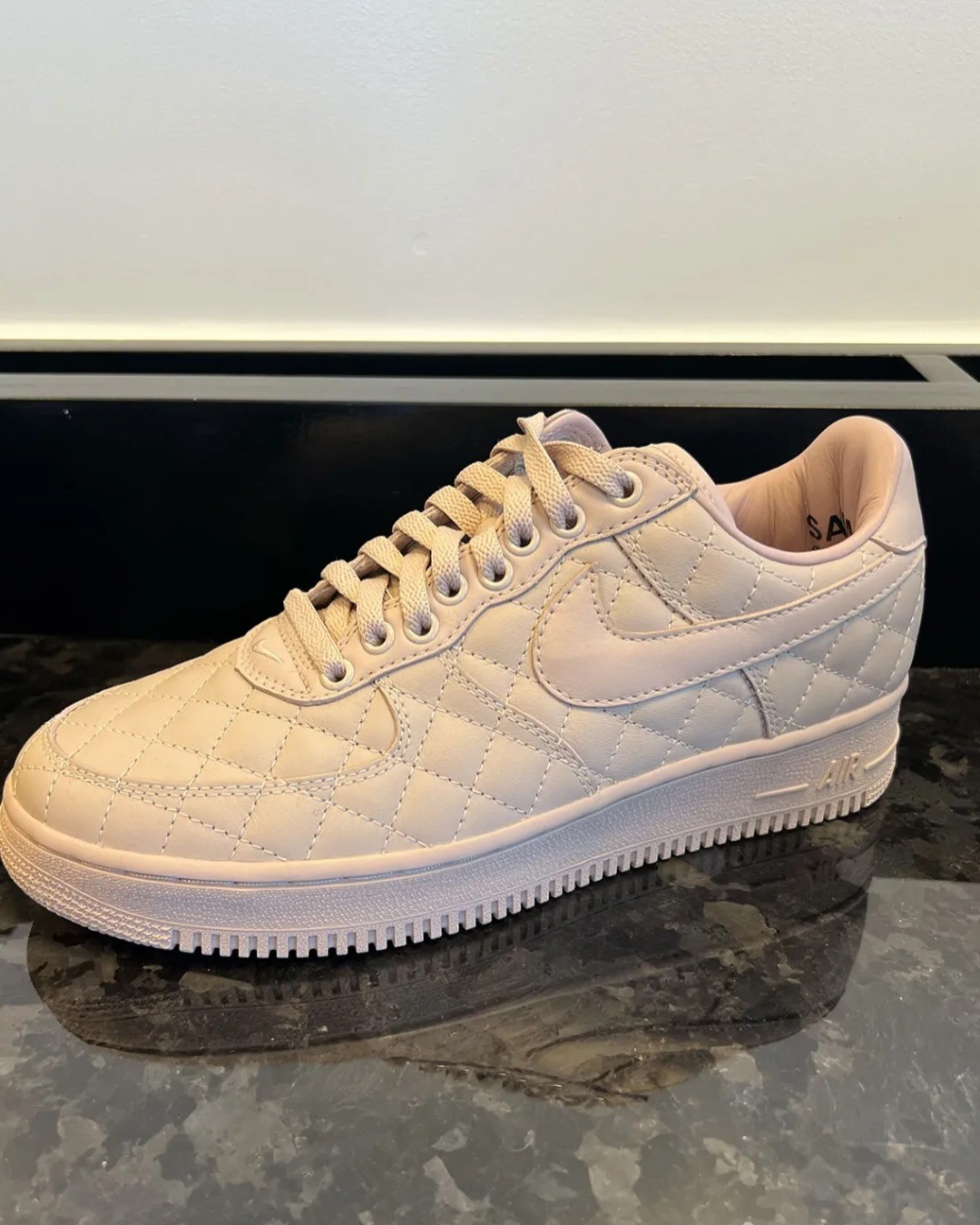 【2027年 発売予定】NIKE AIR FORCE 1 LOW “Quilted/45th Anniversary” (ナイキ エア フォース ロー “キルティング/45周年”)