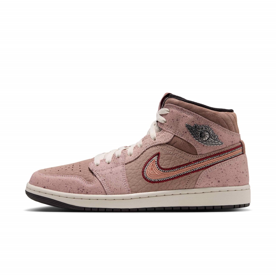 【2026年 10月 発売予定】NIKE AIR JORDAN 1 MID “Dia De Los Muertos” (ナイキ エア ジョーダン ミッド “ディア・デ・ムエルトス/死者の日”) [IZ4718-283]