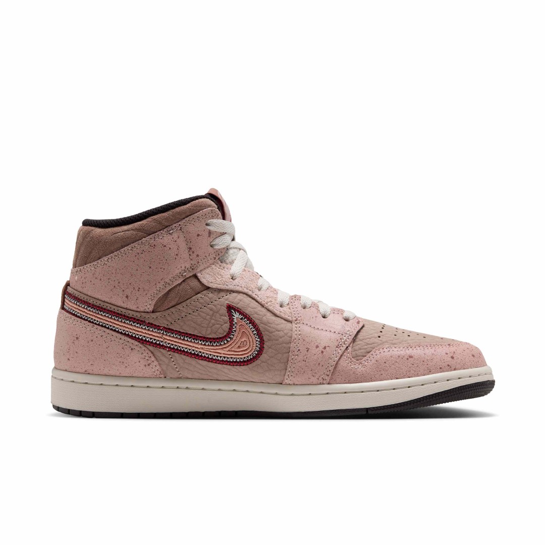 【2026年 10月 発売予定】NIKE AIR JORDAN 1 MID “Dia De Los Muertos” (ナイキ エア ジョーダン ミッド “ディア・デ・ムエルトス/死者の日”) [IZ4718-283]