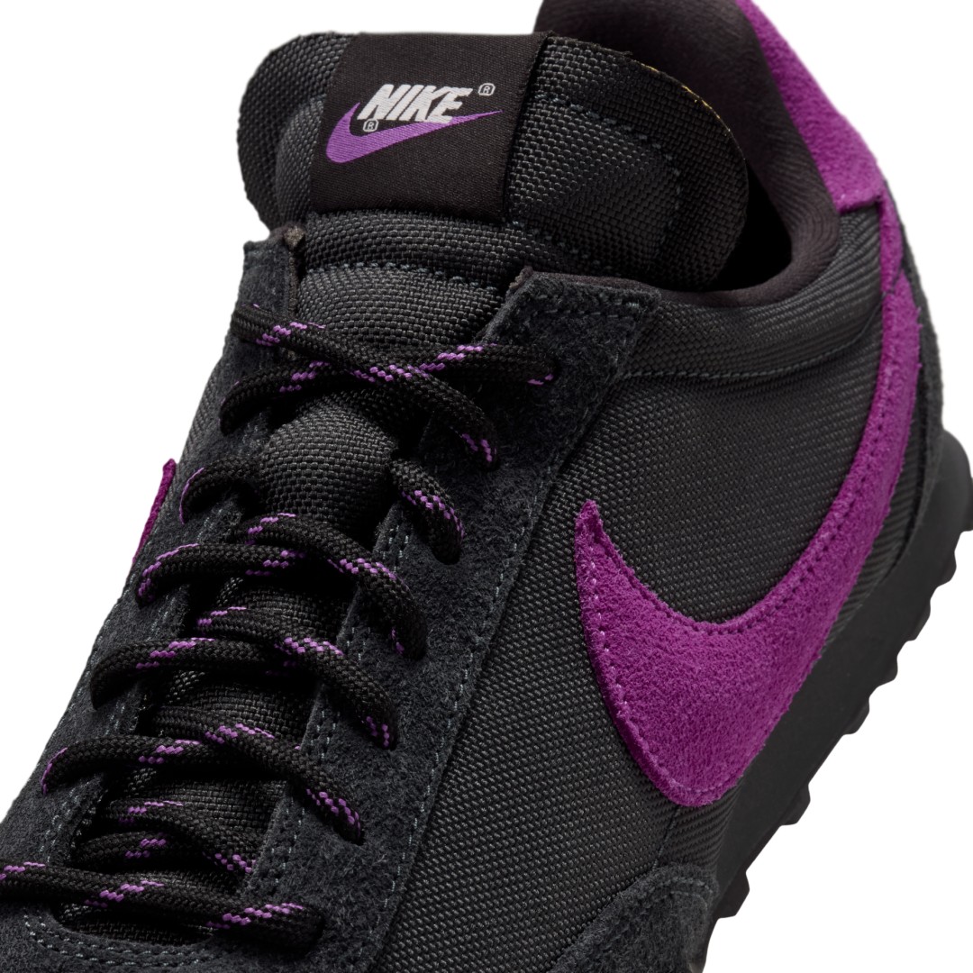 【2026年 10/1 発売】NIKE WAFFLE RACER 26 “Anthracite/Hyper Violet” (ナイキ ワッフル レーサー “アンスラサイト/ハイパーバイオレット”) [IQ0377-001]