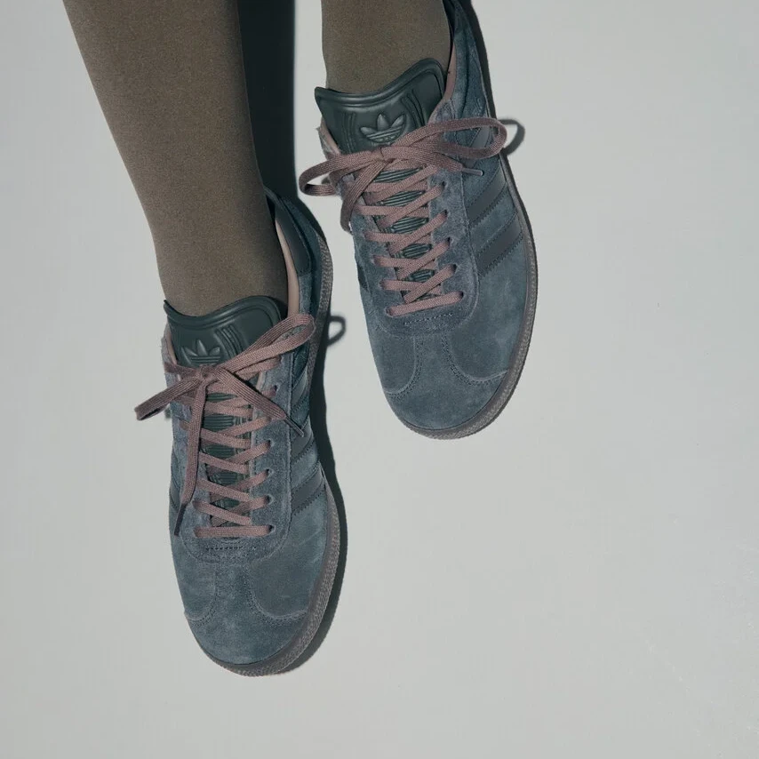 【2026年 10/9 発売】adidas Originals for green label relaxing GAZELLE OG “Charcoal Gray” (アディダス オリジナルス グリーンレーベル リラクシング ガゼル “チャコールグレー”) [LC2631]