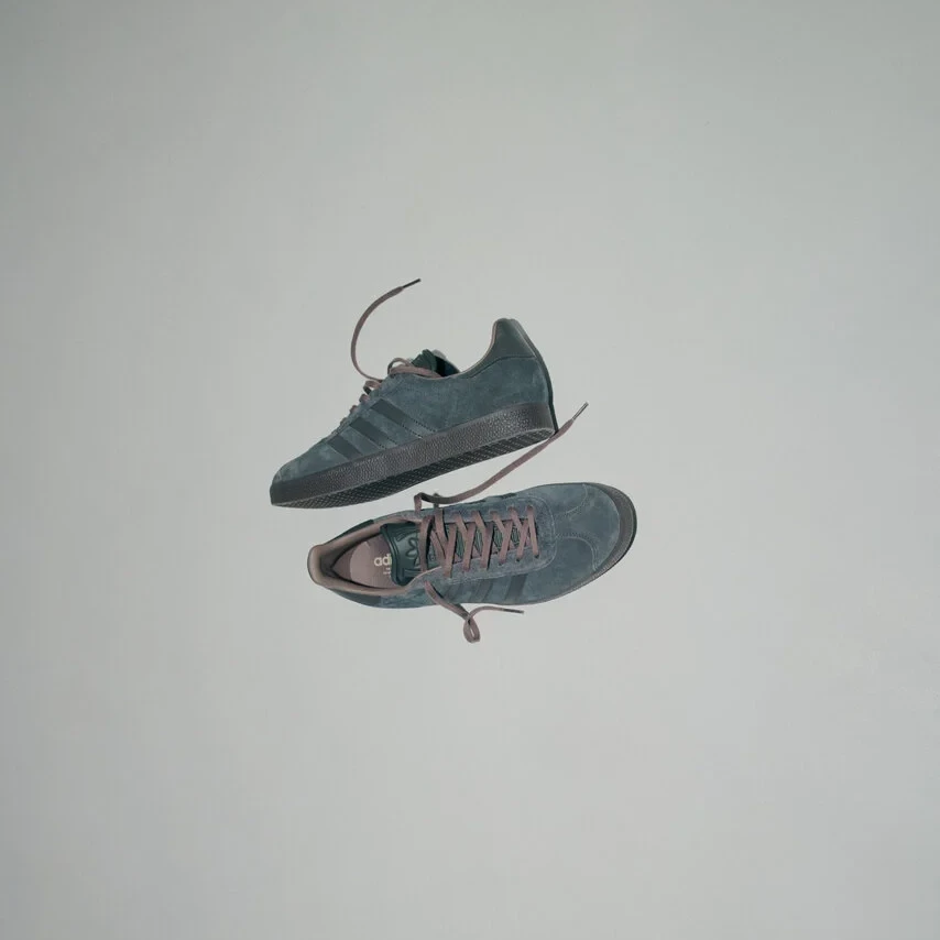 【2026年 10/9 発売】adidas Originals for green label relaxing GAZELLE OG “Charcoal Gray” (アディダス オリジナルス グリーンレーベル リラクシング ガゼル “チャコールグレー”) [LC2631]
