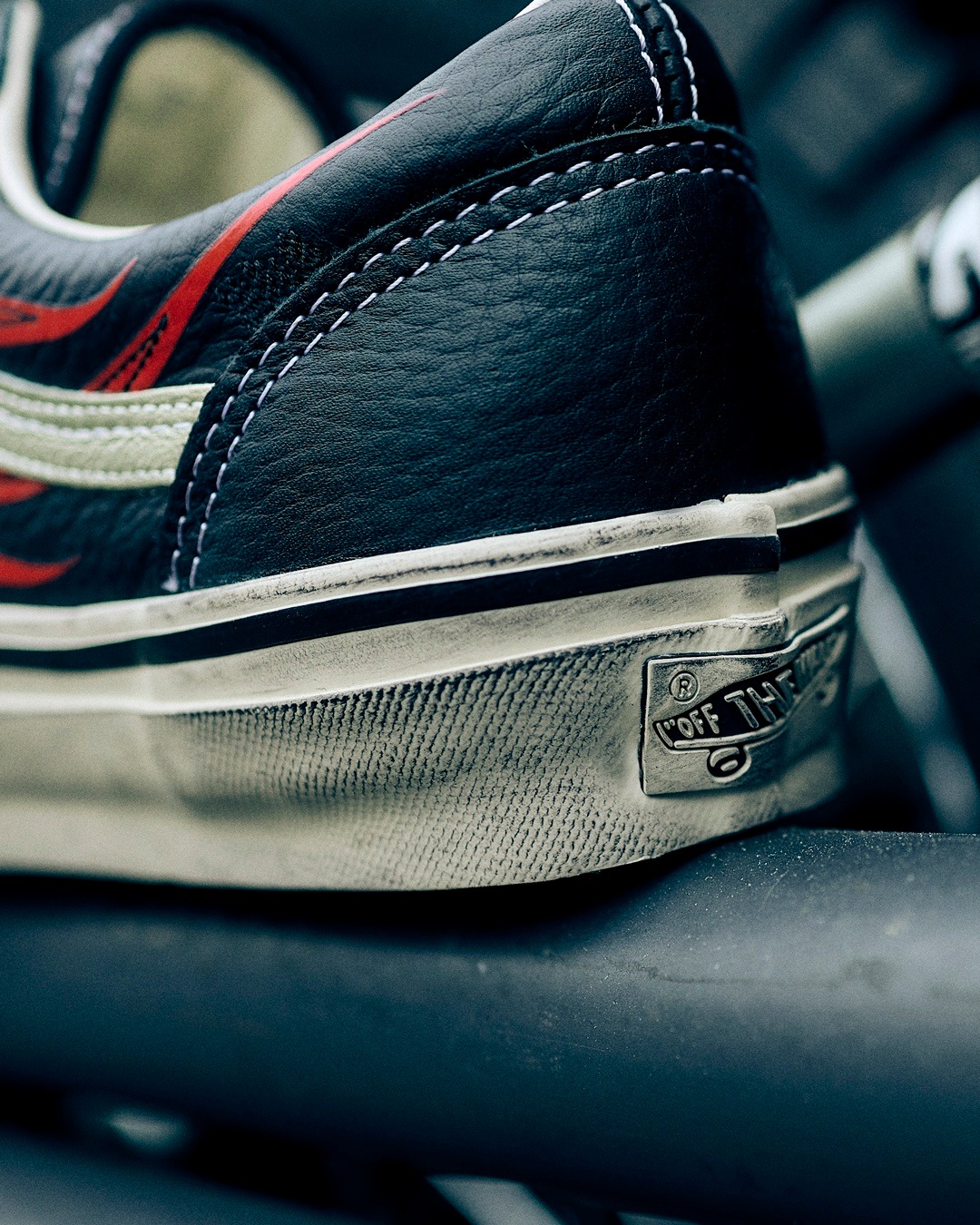【2026年 10/4 発売】VANS PREMIUM OLD SKOOL 36 FLAME “BLACK/MARSHMALLOW” (バンズ プレミアム オールドスクール フレイム “ブラック/マシュマロ”) [VN000D9RCJK/VN000D9RCCZ]