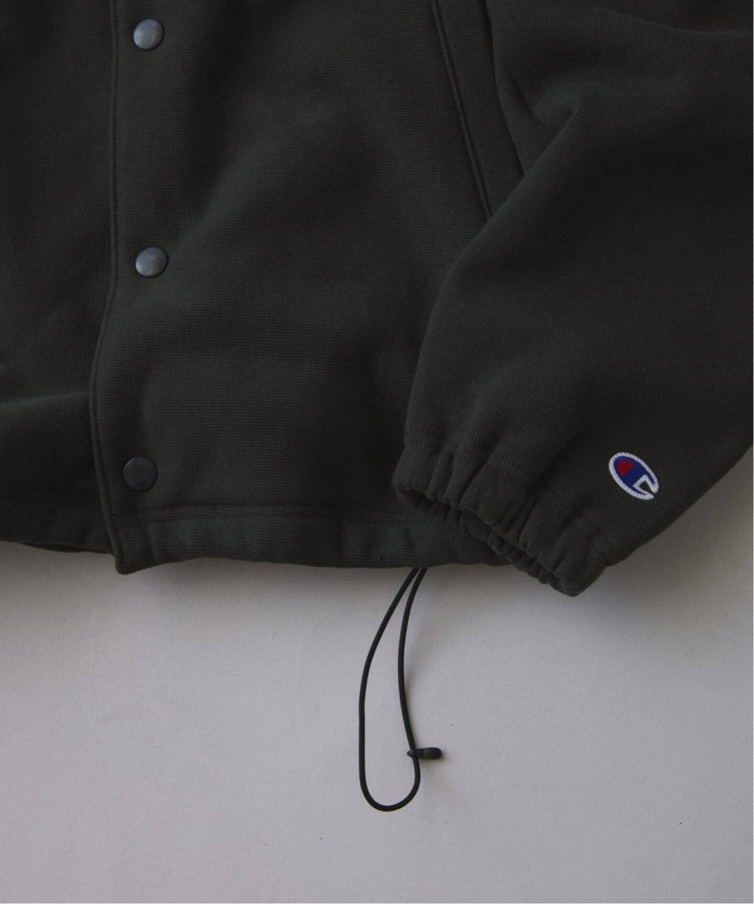 Champion × JOURNAL STANDARD relume 2026 FW 別注 “リバースウィーブ エルボーパッチ コーチジャケット”が10月中旬 発売 (チャンピオン ジャーナルスタンダード)