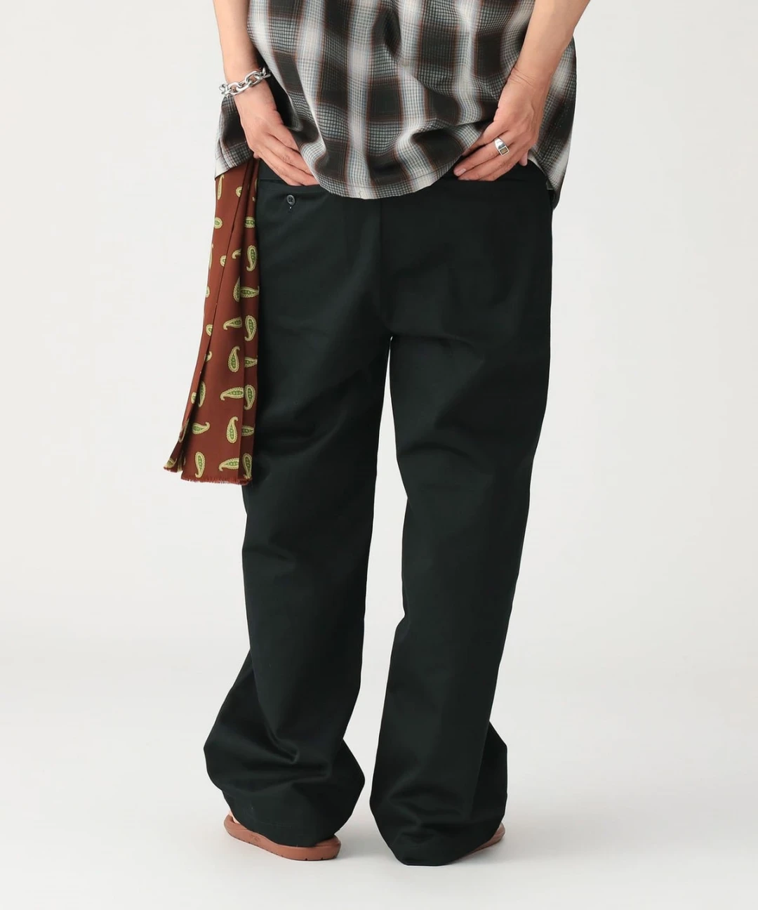 BEAMS × Dickies 2026 FW 別注 “ワイド チノパンツ”が発売 (ビームス ディッキーズ)