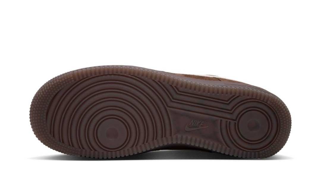【2026年 発売】NIKE W AIR FORCE 1 LOW SUEDE “Cacao Wow” (ナイキ エア フォース 1 ロー スエード “カカオワウ”) [IQ0136-200]