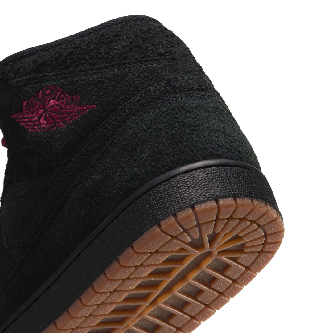 【2026年 11月 発売予定】NIKE AIR JORDAN 1 MID SE “Black/Gum Medium Brown/Team Red” (ナイキ エア ジョーダン ミッド “ブラック/ブラウン/レッド”) [IQ5491-001]