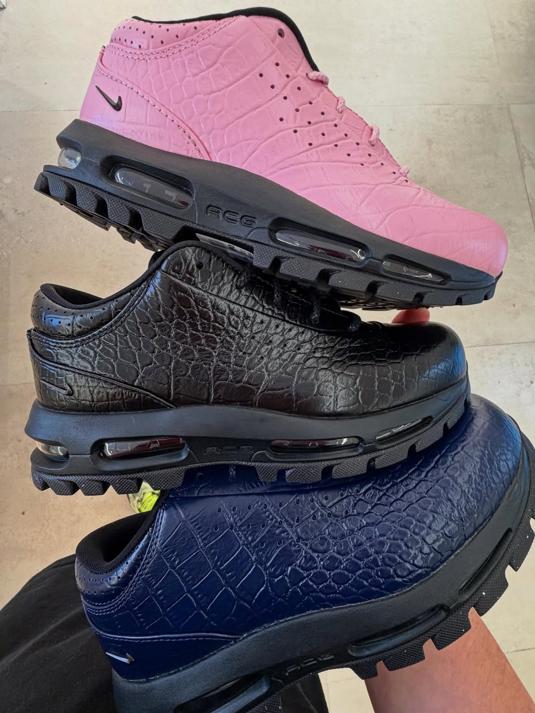 【2026年 10/6 発売】NIKE AIR MAX GOADOME LOW CROC “Black/Midnight Navy/Neo Pink” (ナイキ エア マックス ゴアドーム ロー クロコ “ブラック/ネイビー/ピンク”) [IV4517-001/IV4517-400/IV4517-600]
