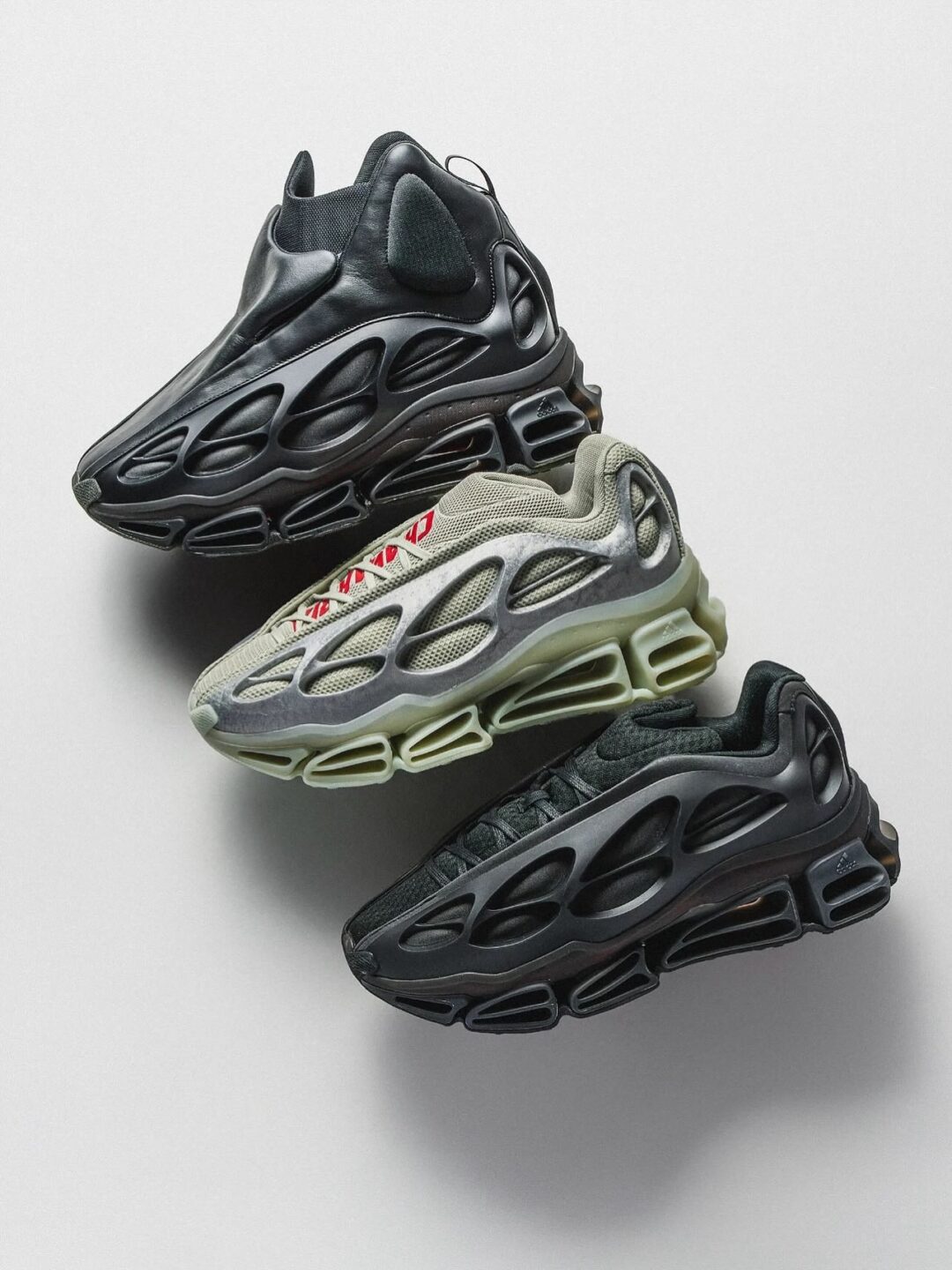 【2026年 10/3 発売】Willy Chavarria × adidas Originals 2026 FW MEGARIDE “Core Black/Halo Green” (ウィリーチャバリア アディダス オリジナルス メガライド “ブラック/ハローグリーン”) [KJ2033/KJ2034/LA6162]