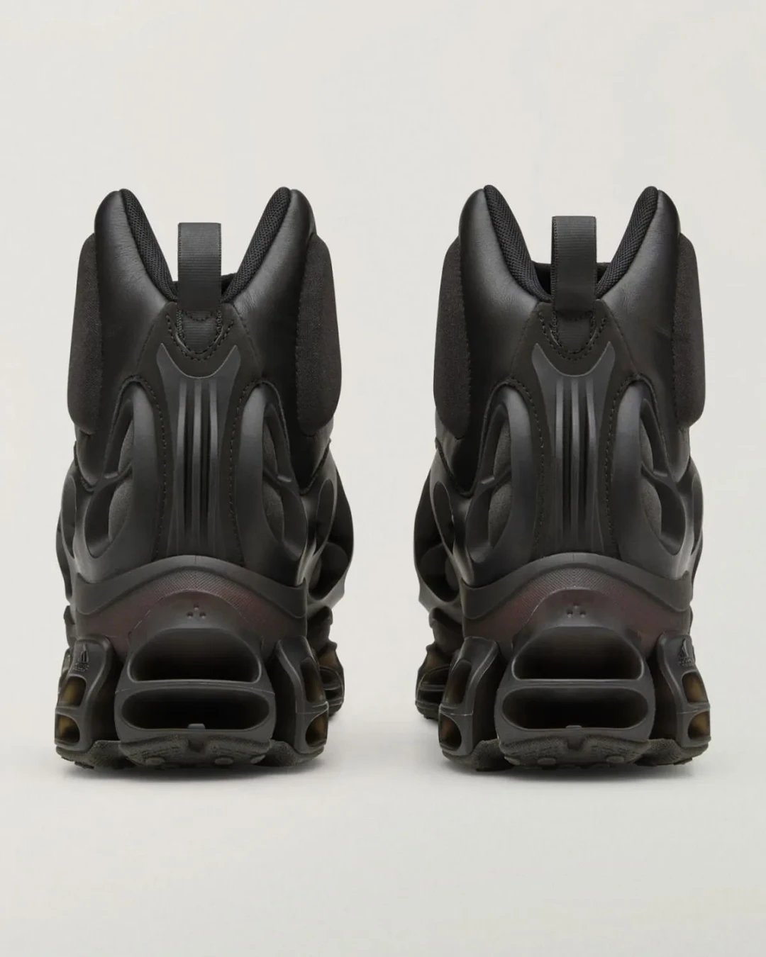 【2026年 10/3 発売】Willy Chavarria × adidas Originals 2026 FW MEGARIDE “Core Black/Halo Green” (ウィリーチャバリア アディダス オリジナルス メガライド “ブラック/ハローグリーン”) [KJ2033/KJ2034/LA6162]
