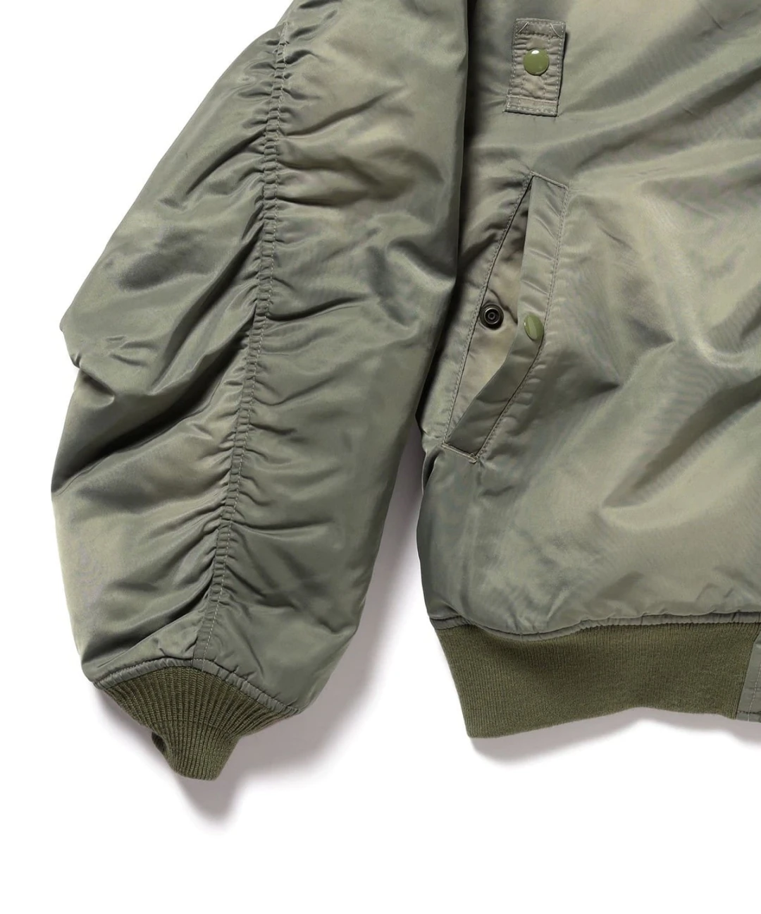 BEAMS 2026 FW “フェード MA-1″が10月下旬 発売 (ビームス)