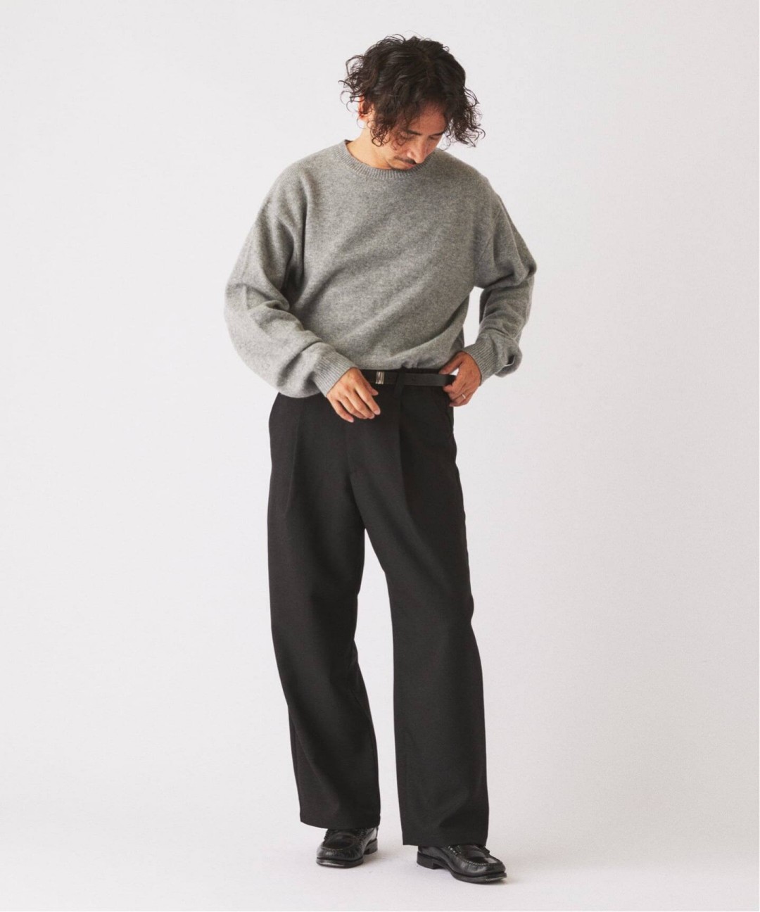 JOURNAL STANDARD relume 2026 FW “バルジ ツイル レイジー 1タック スラックス”が発売 (ジャーナルスタンダード)