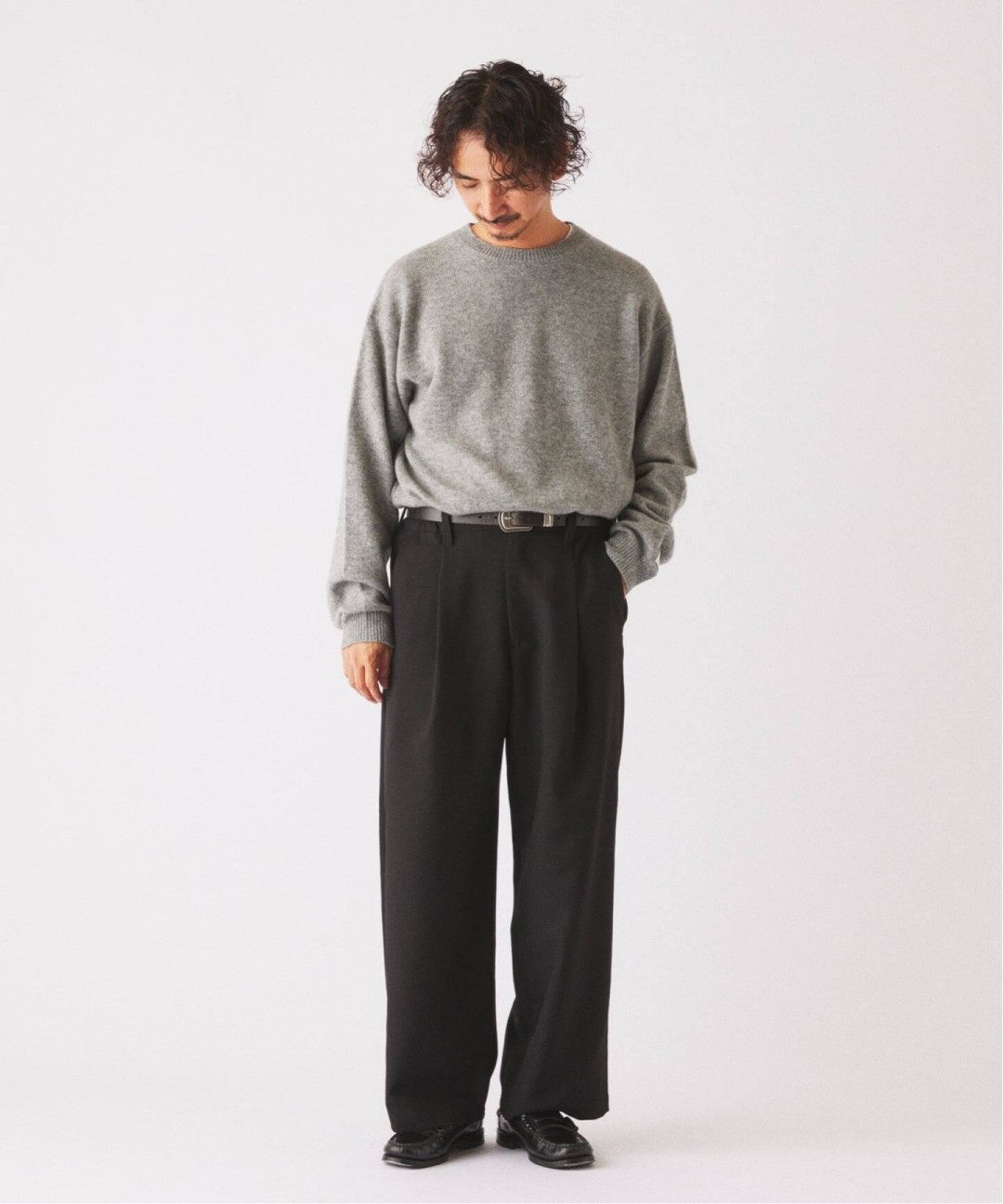 JOURNAL STANDARD relume 2026 FW “バルジ ツイル レイジー 1タック スラックス”が発売 (ジャーナルスタンダード)