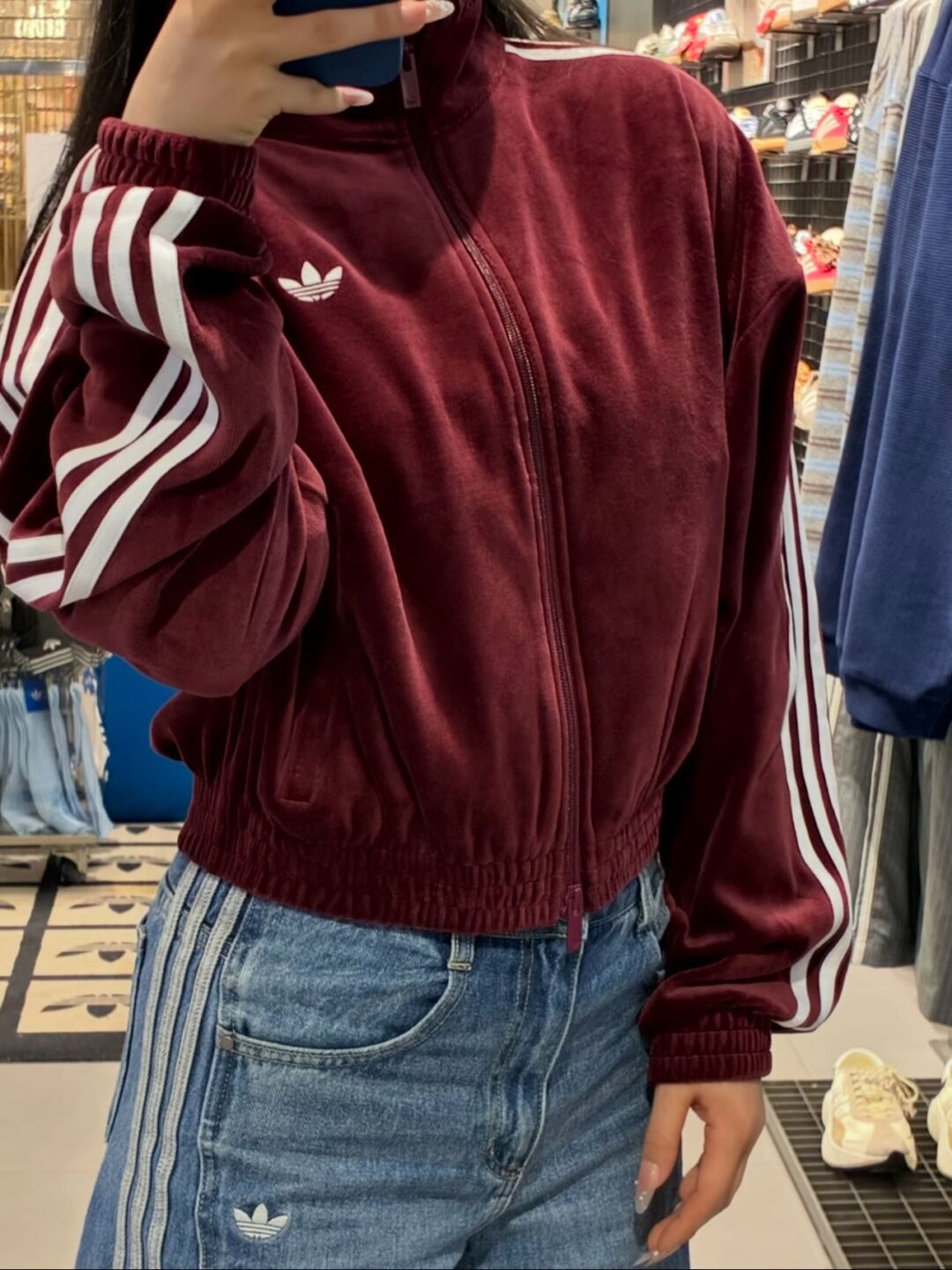 adidas Originals 2026 “Velour Zip-Up Sweatshirt”が発売予定 (アディダス オリジナルス “ベロア ジップアップ スウェットシャツ”)