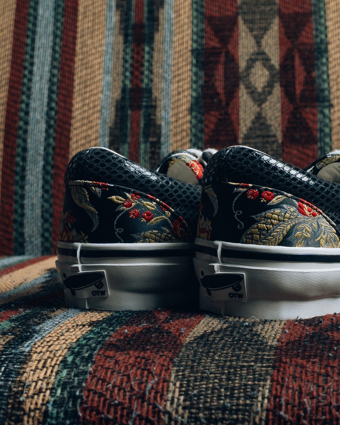 【2026年 10/13 発売】OTW by VANS ERA 95 VIBRAM “FLORAL RIVER TAUPE/FLORAL BLACK” (バンズ エラ ヴィブラム フローラル) [VN00114BIGC/VN00114BBLK]