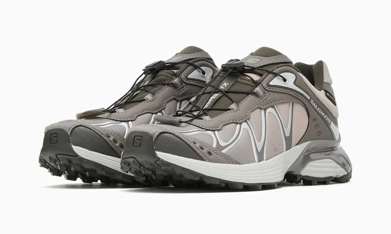 【2026年 10/23 発売】Salomon XT-WHISPER GORE-TEX “Winter Pack/Grey Violet/Delicioso” (サロモン ウィンターパック) [L49192300/L45397800]