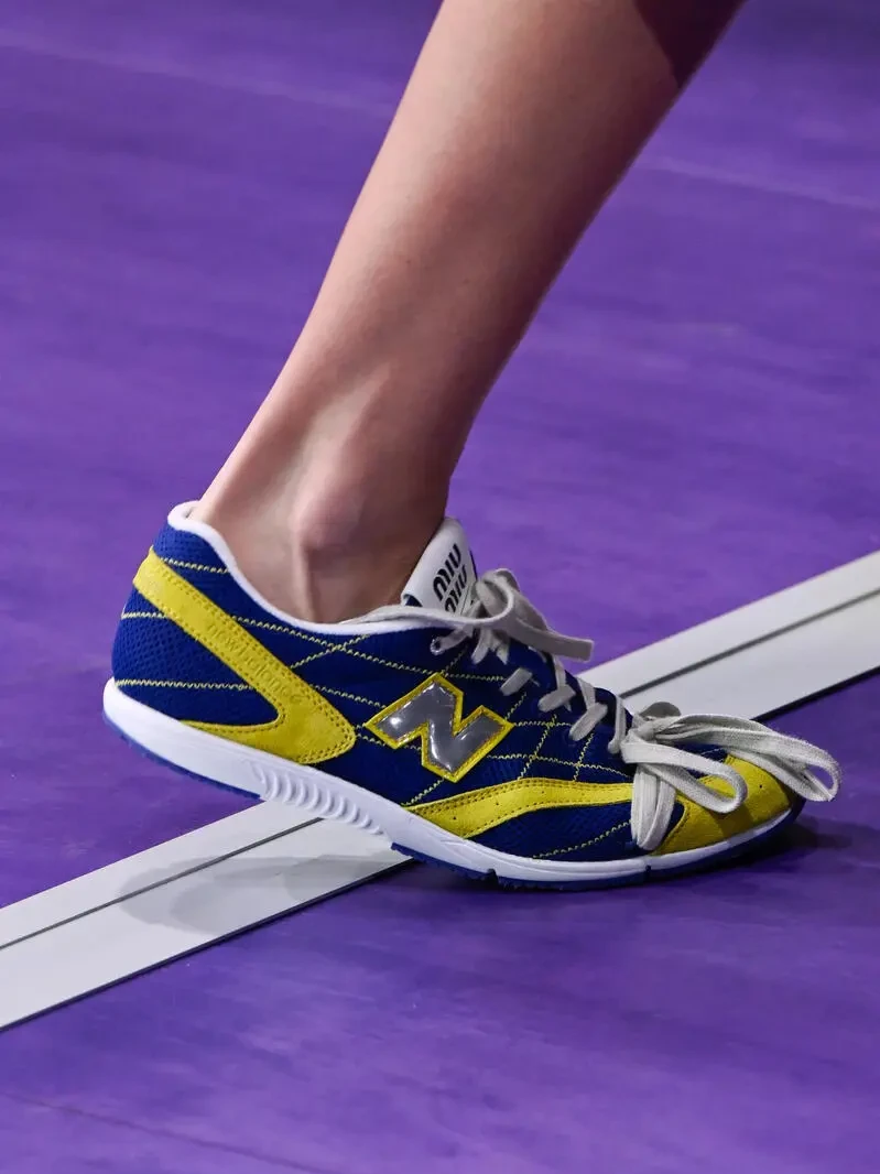 【2027年 春夏 発売予定】MIU MIU × New Balance RC150 2027 SS (ミュウミュウ ニューバランス 2027年 春夏)