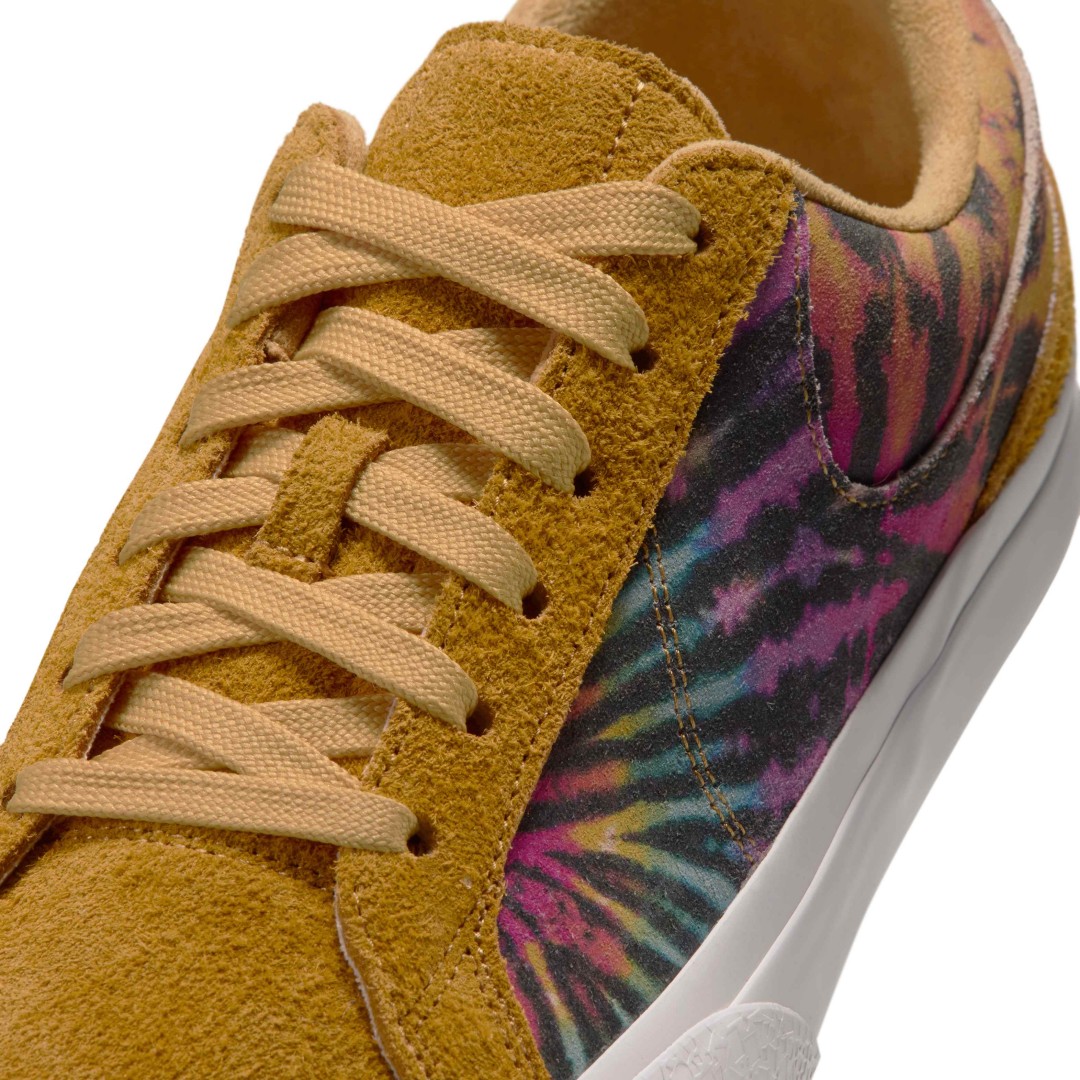【2026年 10/16 発売】NIKE BLAZY “Tie-Dye/Dark Sulphur” (ナイキ ブレイジー “タイダイ/ダークサルファー”) [IV7023-700]