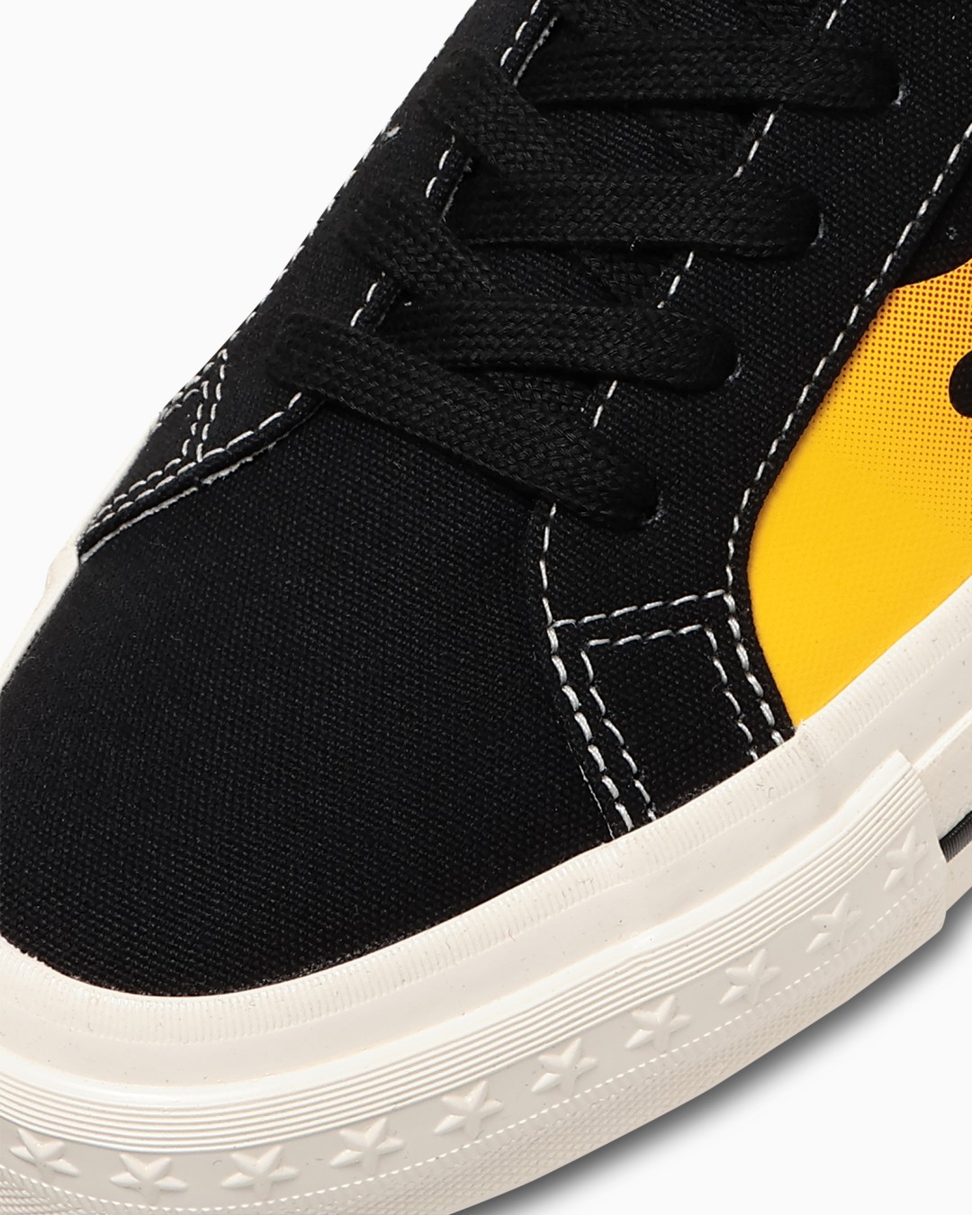【2026年 10/13 発売】CONVERSE ONE STAR AGED CANVAS IGNT “Black/Red Flame” (コンバース ワンスター エイジド キャンバス “ブラック/レッドフレイム”) [33703370]