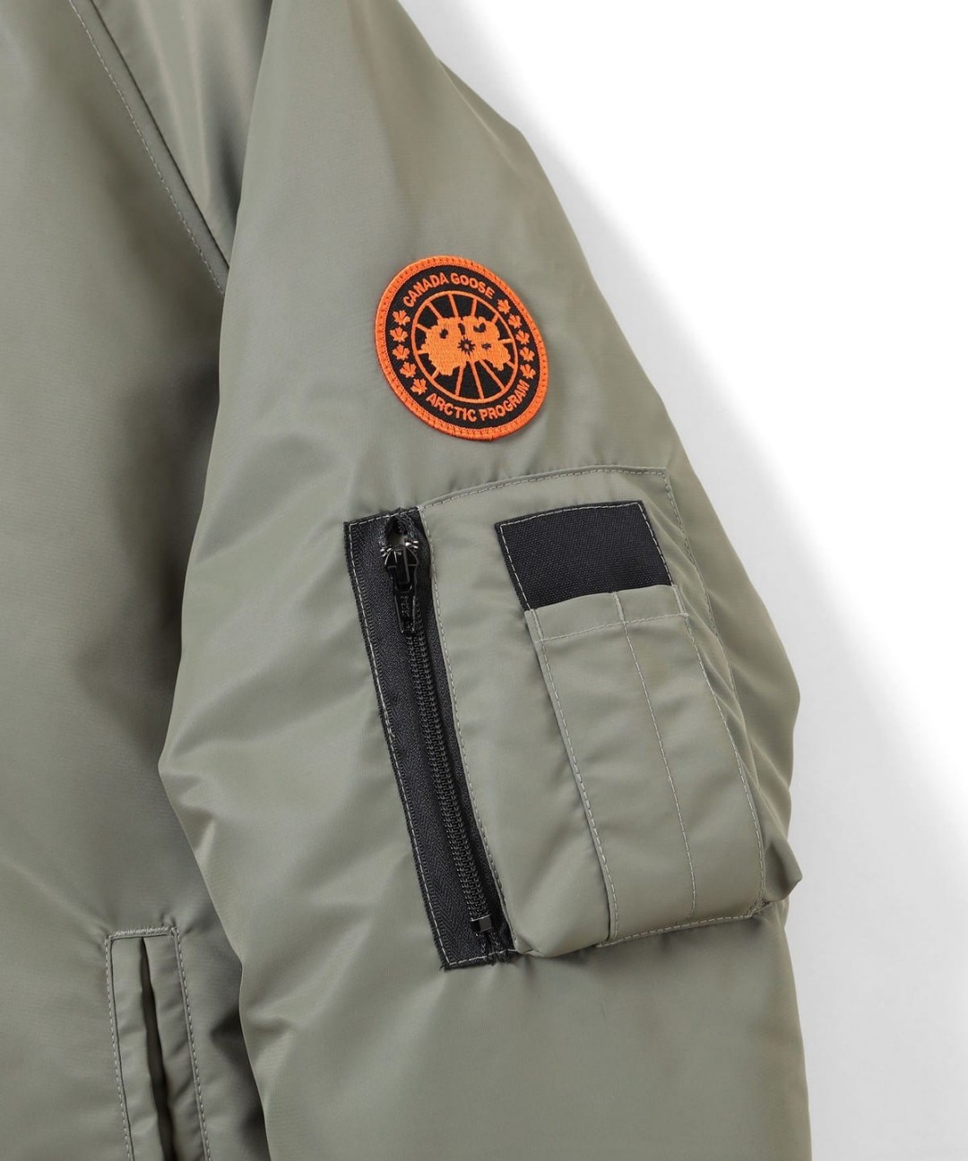 CANADA GOOSE × BEAMS 50th “Bullard Bomber” + Ray BEAMS “Cypress Cropped Puffer”が2026年 11/12 発売 (カナダグース ビームス)
