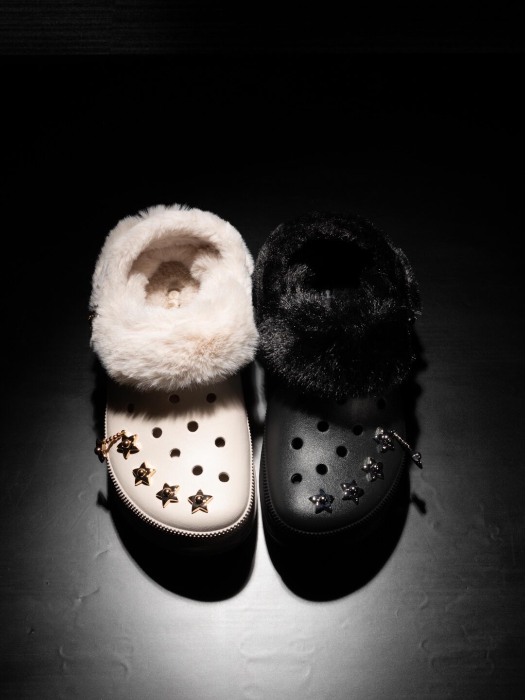 【atmos Exclusive】Crocs BAE LINED METAL MINIS CLOGが発売 (アトモス クロックス ベイ ラインド メタル ミニス クロッグ) [214483-001/214483-2PL]
