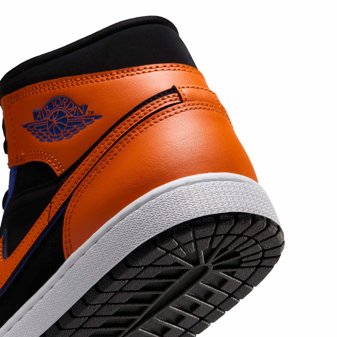 【2026年 11/2 発売予定】NIKE AIR JORDAN 1 MID SE “Knicks/Racer Blue/Safety Orange” (ナイキ エア ジョーダン ミッド “ニックス/ブルー/オレンジ”) [IX8481-406]