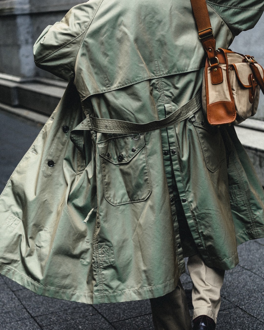 BEAMS PLUS × ENGINEERED GARMENTS 別注ライン「PEG “TRENCH COAT”」が2026年 10/17 発売 (ビームスプラス エンジニアド ガーメンツ)