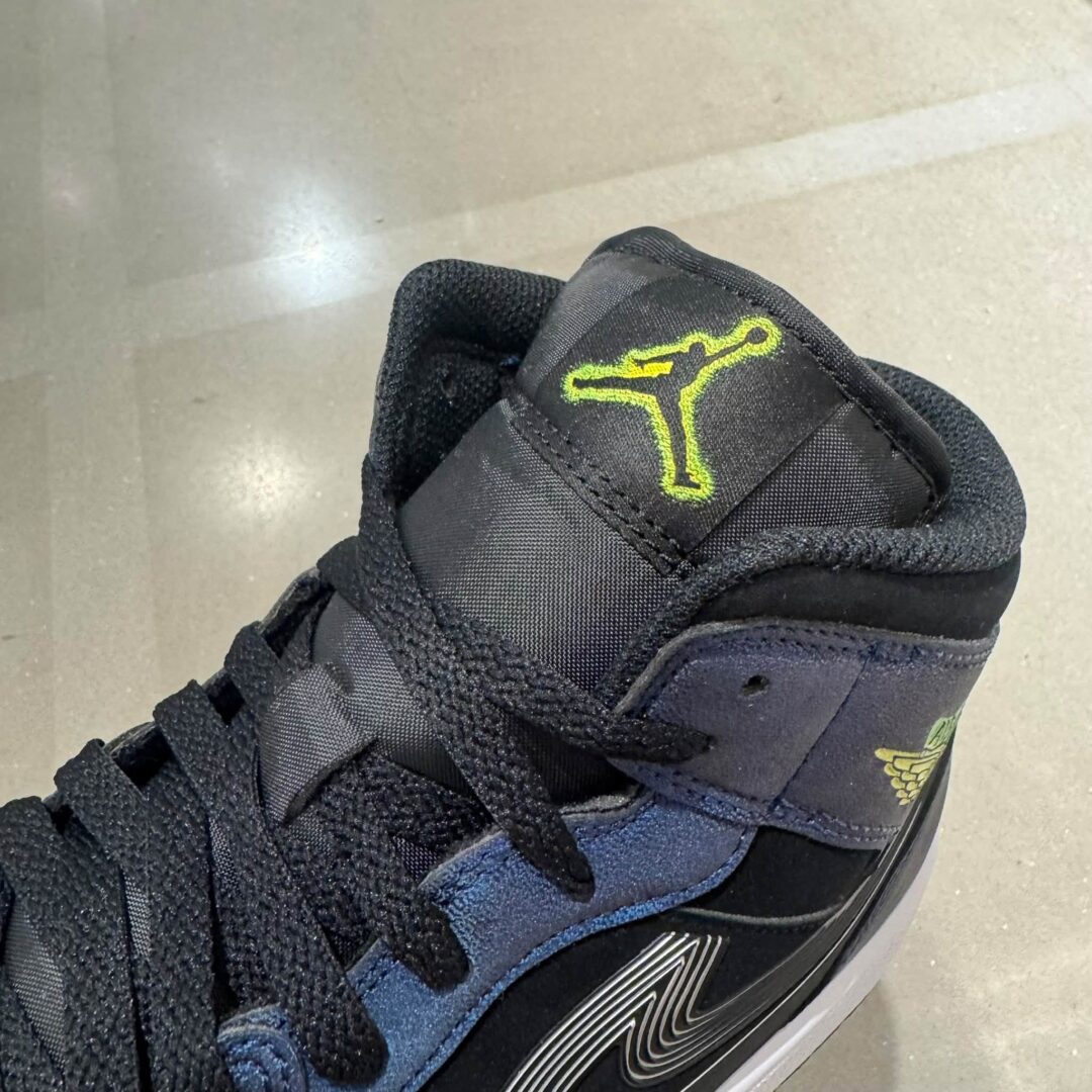 【2026年 11月 発売予定】NIKE AIR JORDAN 1 MID SE “Space Jam” (ナイキ エア ジョーダン ミッド “スペースジャム”) [IX6374-001]
