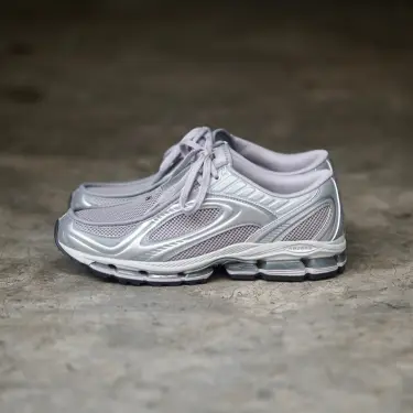 【2026年 10/22 発売】New Balance U1890 9VF “Truffle Salt/Silver Metallic” (ニューバランス) [U18909VF]