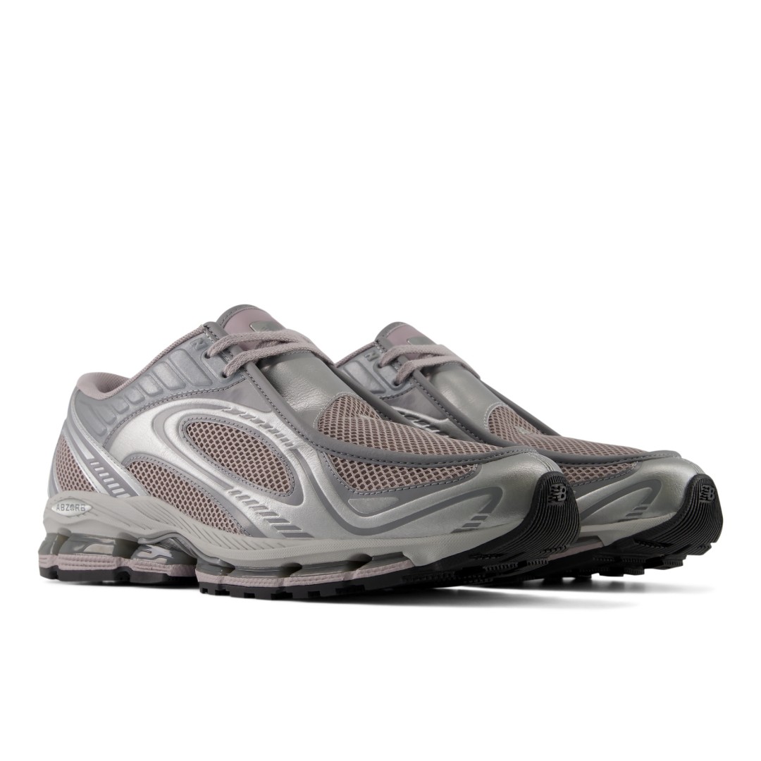 【2026年 10/22 発売】New Balance U1890 9VF “Truffle Salt/Silver Metallic” (ニューバランス) [U18909VF]