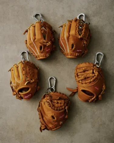 JOURNAL STANDARD relume × Rawlings 2026年 FW 別注 “名品グラブ ミニチュアキーホルダー”が10/23 発売 (ジャーナルスタンダード ローリングス)