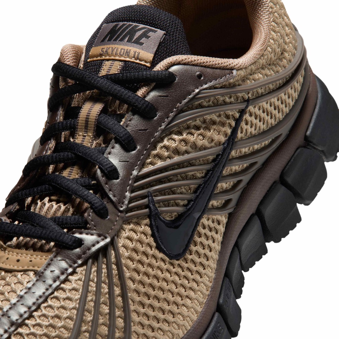 【BEAMS EXCLUSIVE】NIKE ZOOM SKYLON 11 “Parachute Beige” (ビームス限定 ナイキ ズーム スカイロン “パラシュートベージュ”) [IU1869-200]