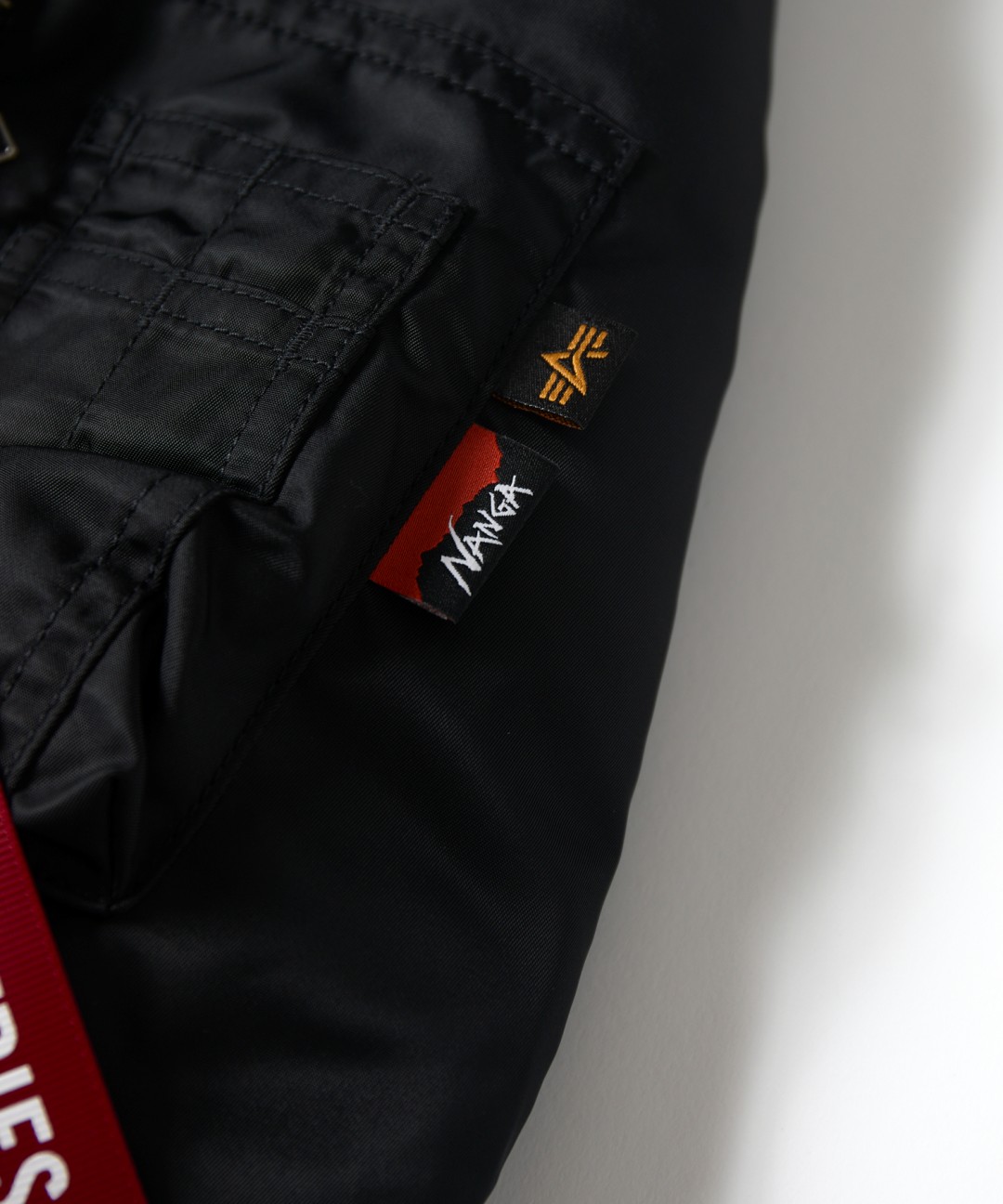 FREAK’S STORE × ALPHA INDUSTRIES × NANGA “リバーシブル MA-1 & M-65 PARKA”が2026年 10/9 発売 (フリークスストア アルファ インダストリーズ ナンガ)